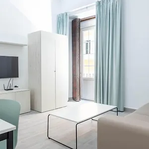 https://the-white-house-wifi-petfriendly-ecofriendly.es-andalucia.com