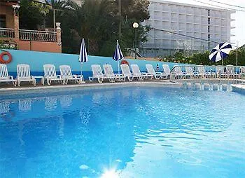 דירות קאלה יונגה Typic Oasis Sa Tanca ספרד